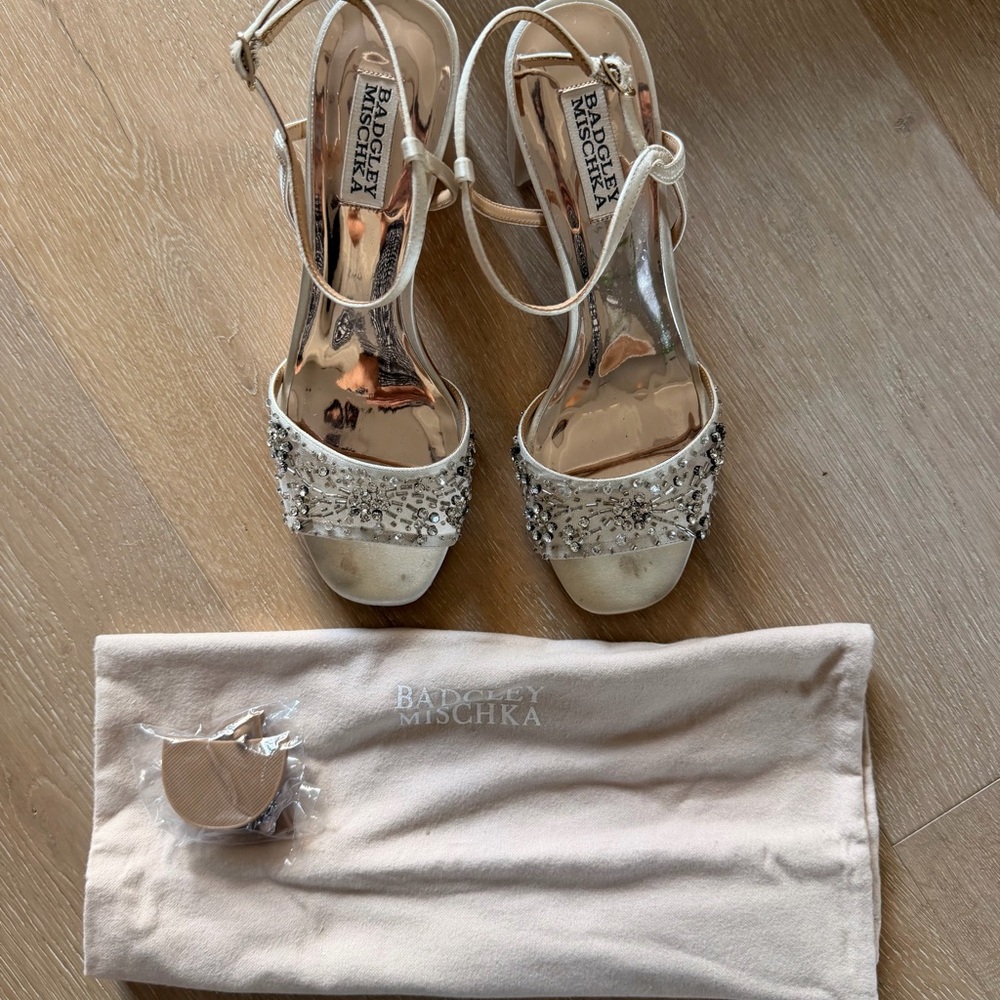 Badgley Mischka Silver Heels